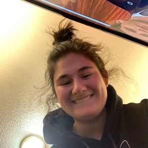 Meet your Posher, Emmy